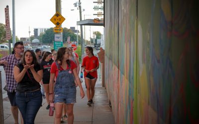 Walking on Color – Street Art Walk